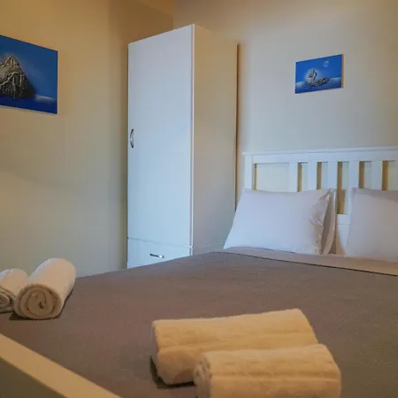 Willa Aether Mykonos 5br With Serene Port & Town Views Tourlos