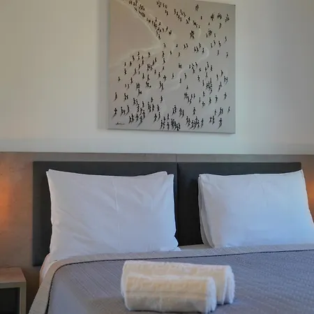 Aether Mykonos 5br With Serene Port & Town Views Vila Tourlos