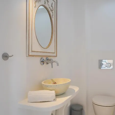 Aether Mykonos 5br With Serene Port & Town Views Vila