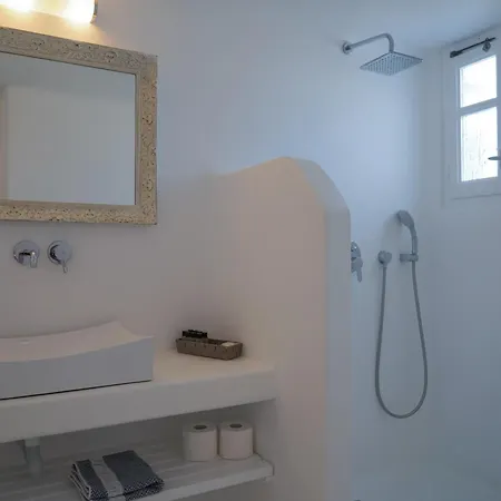 Villa Aether Mykonos 5br With Serene Port & Town Views