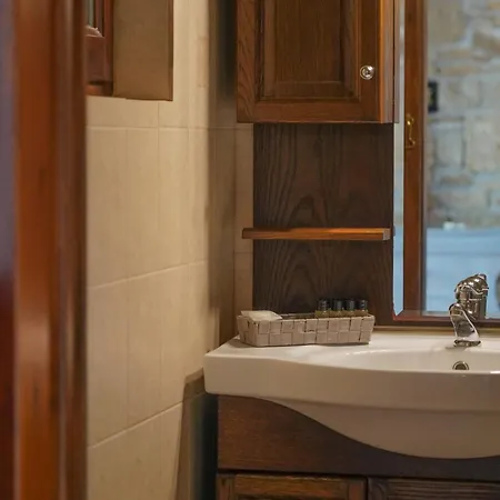 Aether Mykonos 5br With Serene Port & Town Views * Túrlosz